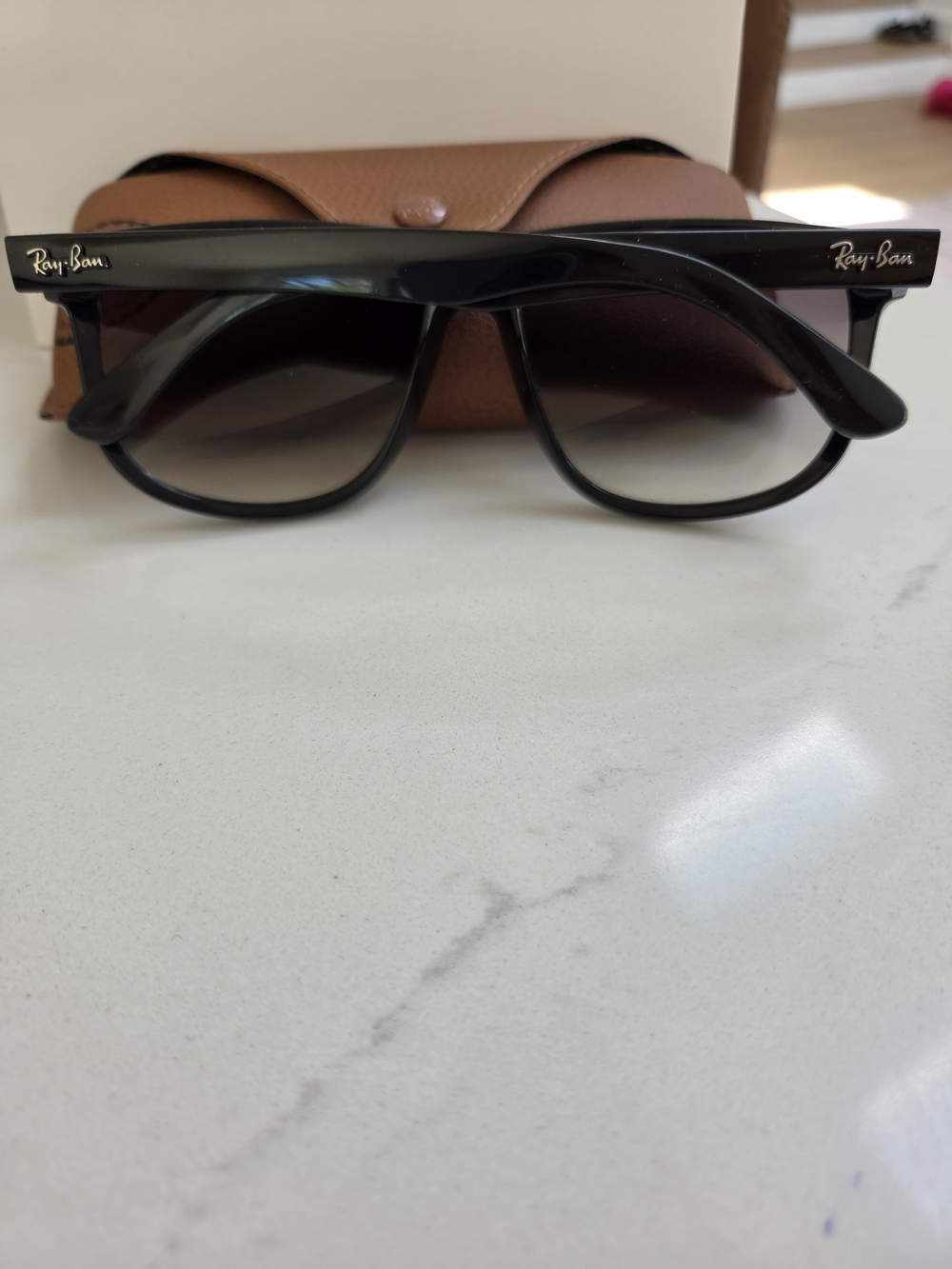 Ray-Ban BOYFRIEND 4147 Black Classic Wayfarer Sunglasses